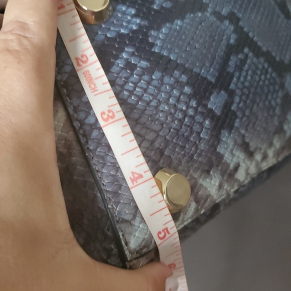 Gili Exotic Python snake print genuine leather handle, shoulder bag WOMEN'S - Picture 8 of 16